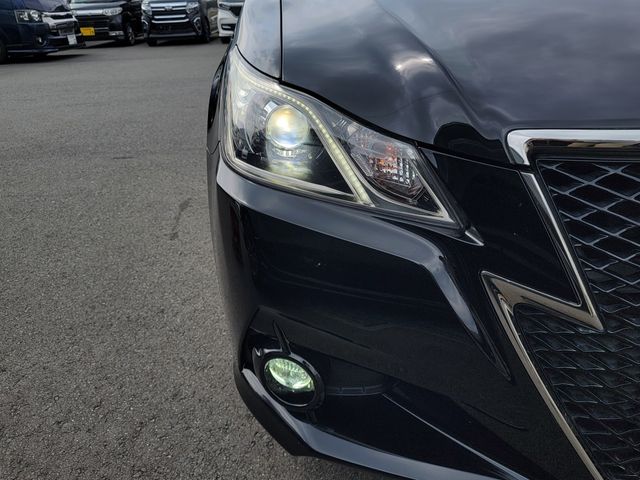 TOYOTA CROWN SEDAN HYBRID 2015 Image 31