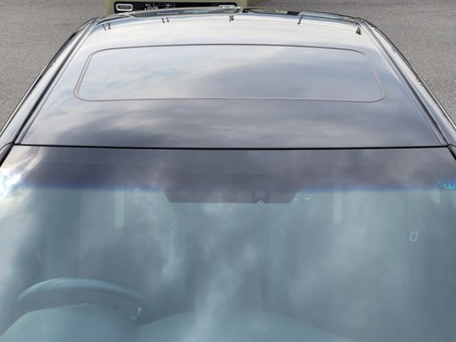 TOYOTA CROWN SEDAN HYBRID 2015 Image 31