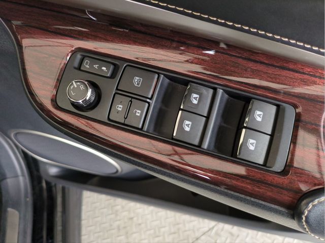 TOYOTA HARRIER 4WD 2015 Image 31