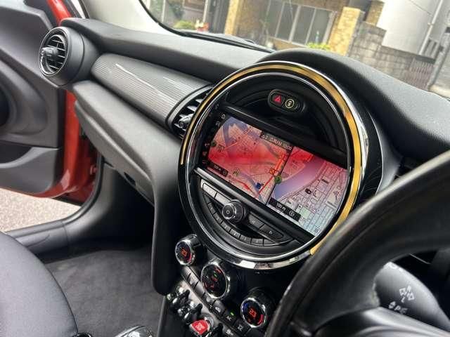 BMW MINI COOPER D 5DOOR 2019 Image 31