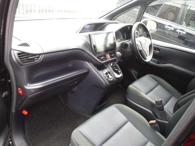 TOYOTA VOXY 2016 Image 31