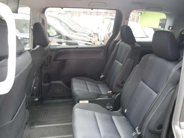 TOYOTA VOXY 2016 Image 31