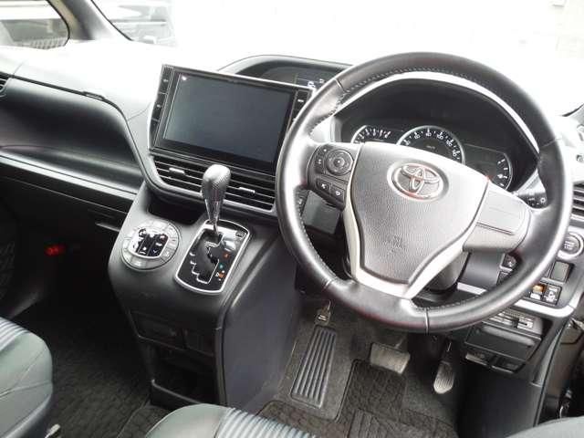 TOYOTA VOXY 2016 Image 31