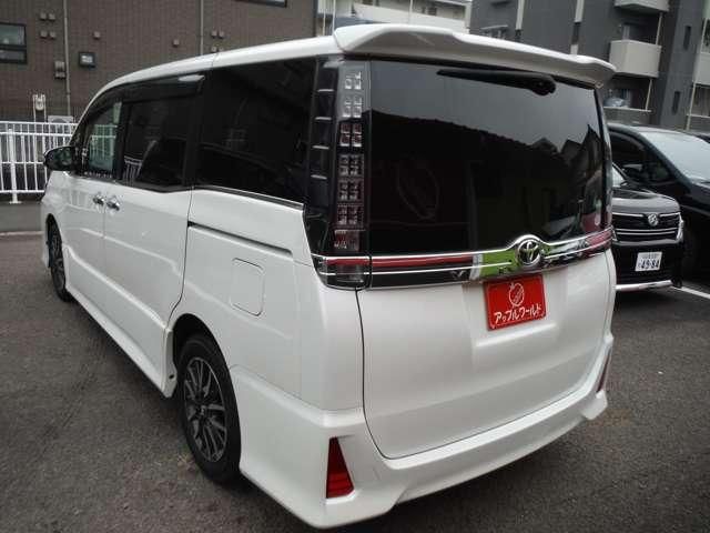 TOYOTA VOXY 2015 Image 31