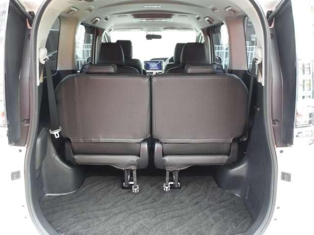 TOYOTA VOXY 2015 Image 31