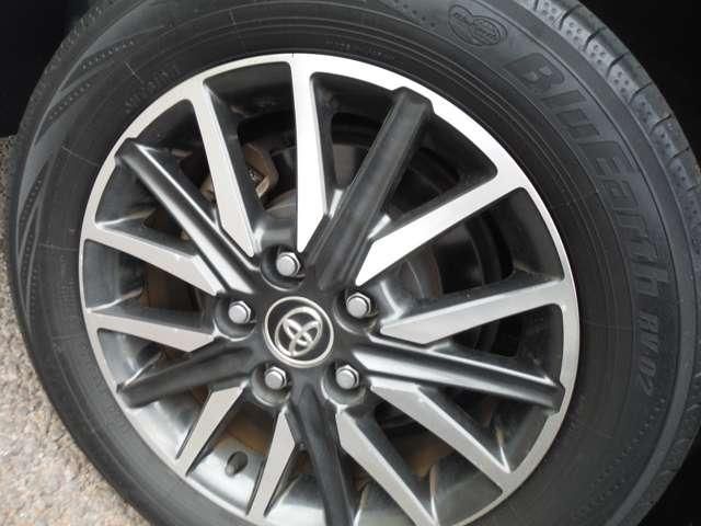 TOYOTA VOXY 2015 Image 31