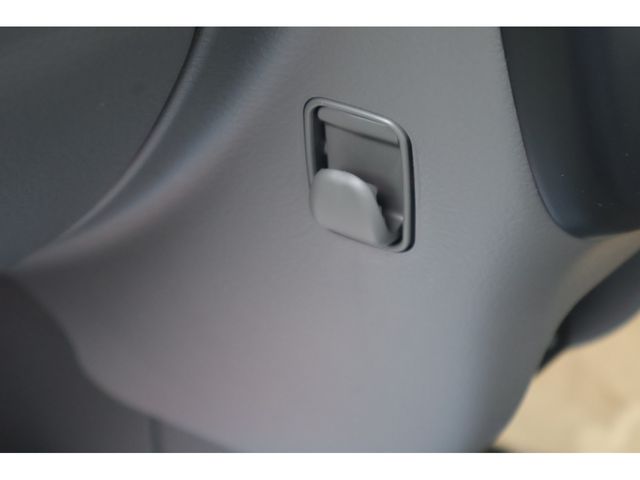 SUZUKI EVERY VAN 4WD 2025 Image 31