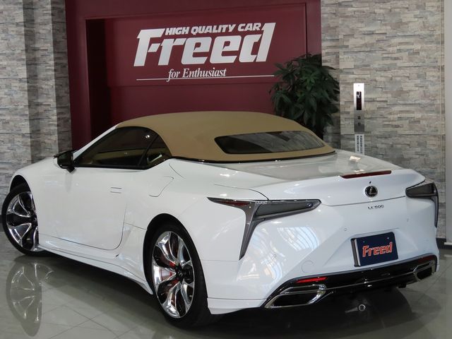 TOYOTA LEXUS LC500 CONVERTI 2023 Image 31