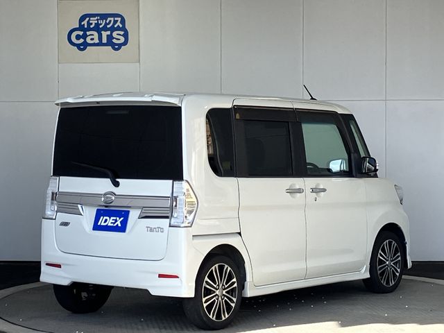 DAIHATSU TANTO CUSTOM 2015 Image 31