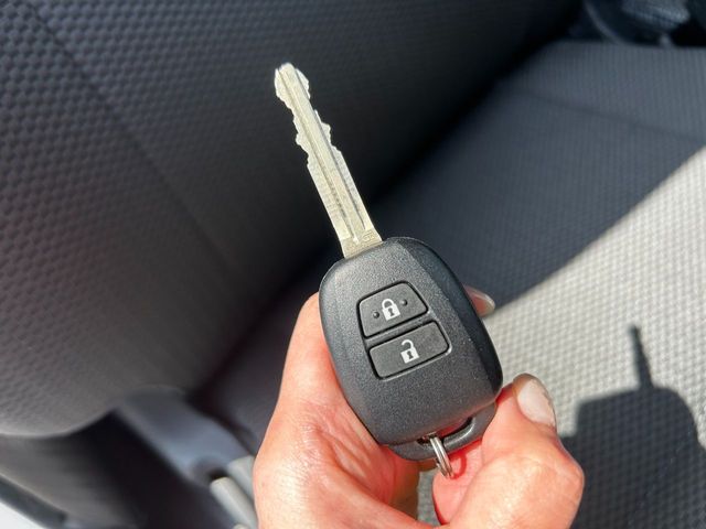 TOYOTA HIACE VAN 1.15T 2WD 2023 Image 31