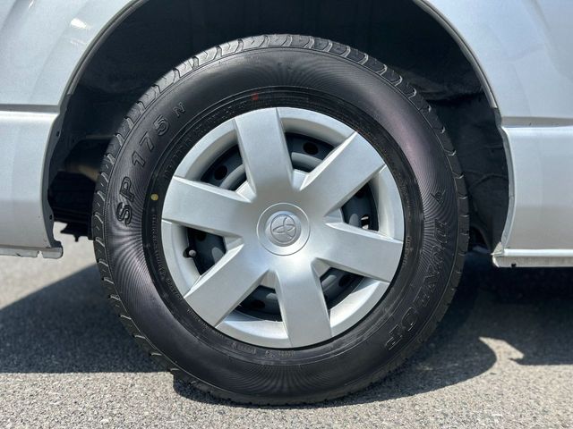 TOYOTA HIACE VAN 1.15T 2WD 2023 Image 31