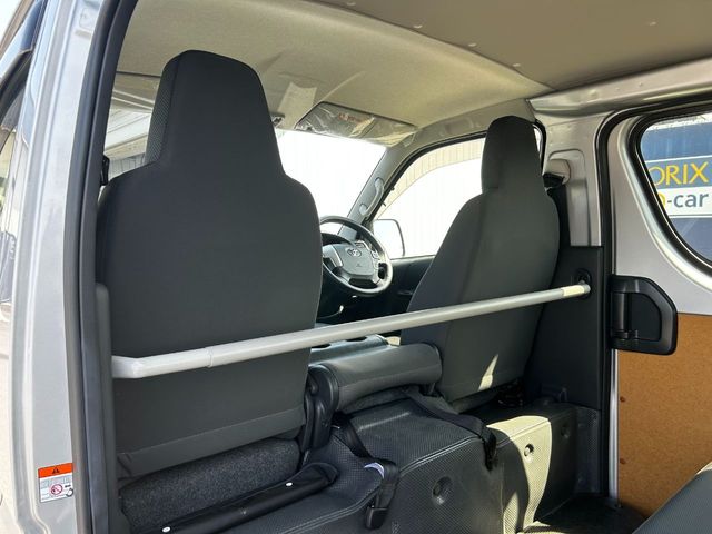 TOYOTA HIACE VAN 1.15T 2WD 2023 Image 31