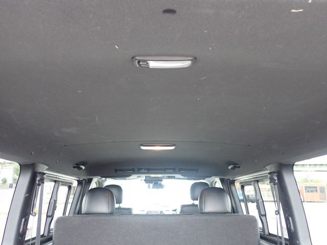 TOYOTA HIACE VAN 2WD 2022 Image 31