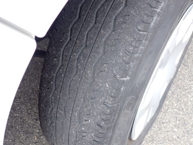 TOYOTA HIACE VAN 2WD 2022 Image 31