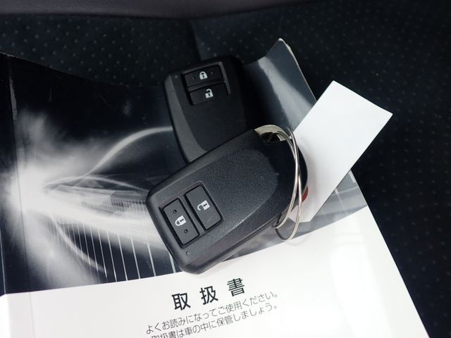 TOYOTA HIACE VAN 2WD 2022 Image 31