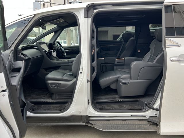 TOYOTA ALPHARD HYBRID 2025 Image 31