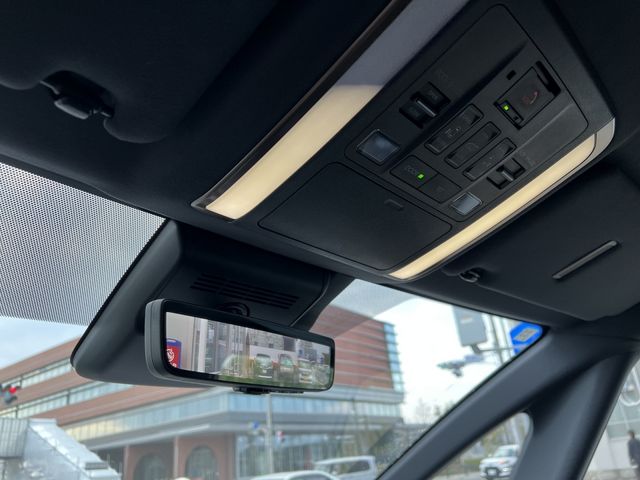 TOYOTA ALPHARD HYBRID 2025 Image 31