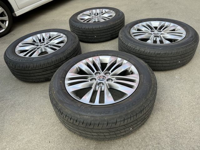 TOYOTA ALPHARD HYBRID 2025 Image 31