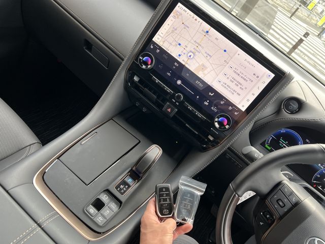 TOYOTA ALPHARD HYBRID 2025 Image 31