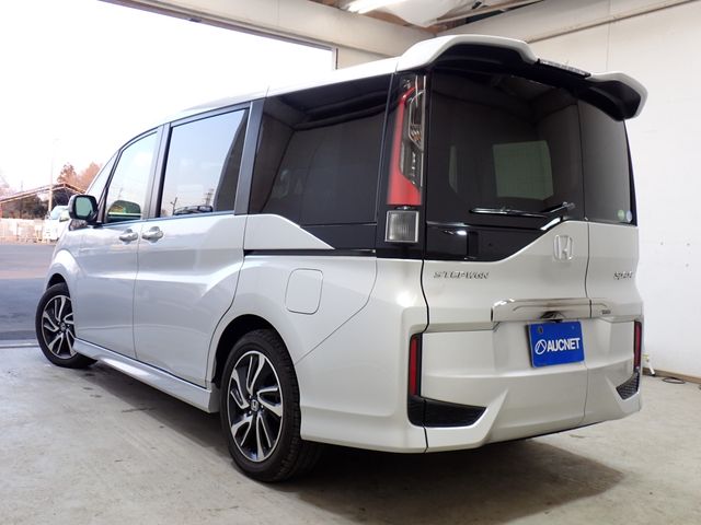HONDA STEPWAGON SPADA 2015 Image 31