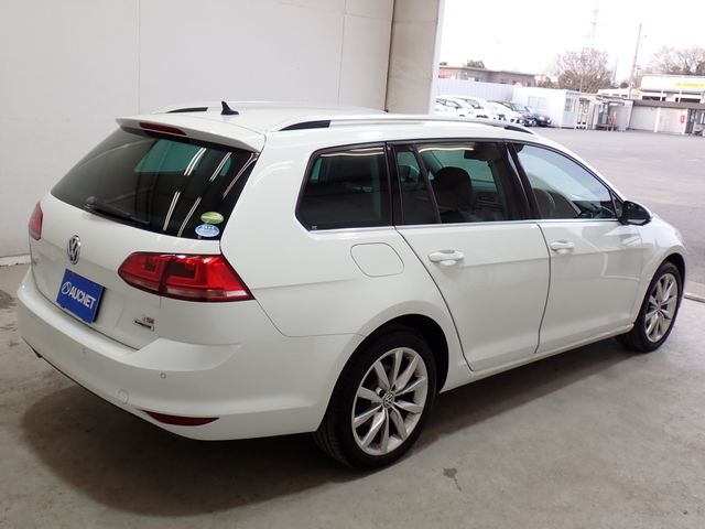 VOLKSWAGEN GOLF VARI 2015 Image 31