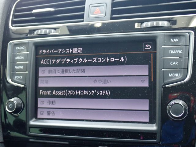 VOLKSWAGEN GOLF VARI 2015 Image 31