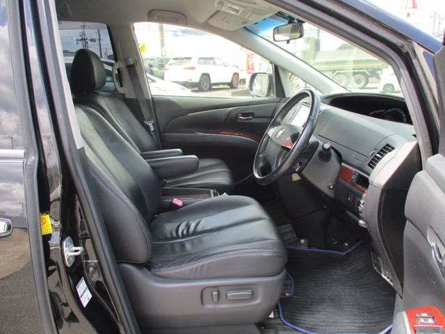 TOYOTA ESTIMA 2013 Image 31