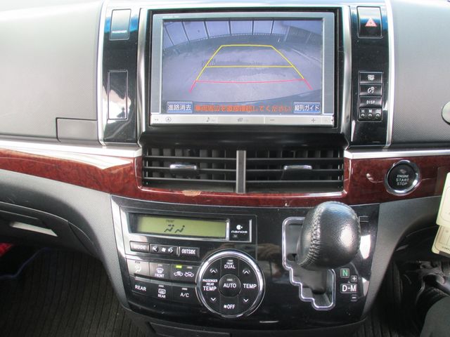 TOYOTA ESTIMA 2013 Image 31