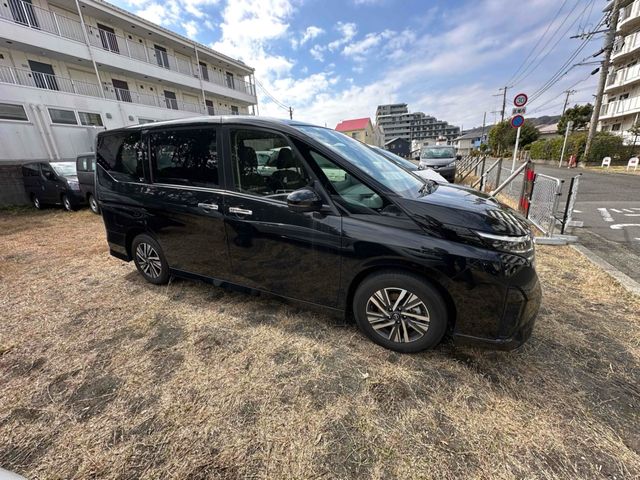 NISSAN SERENA  WG 2024 Image 31