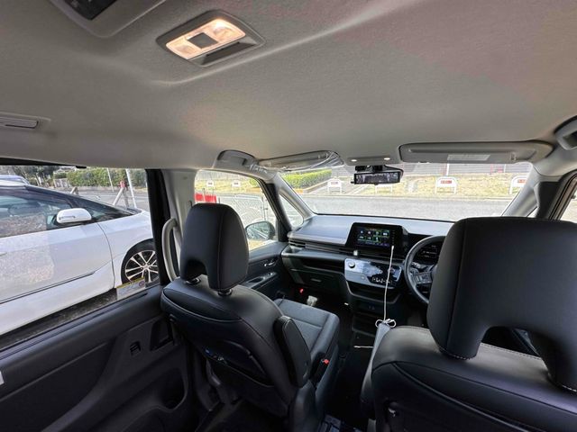 NISSAN SERENA  WG 2024 Image 31