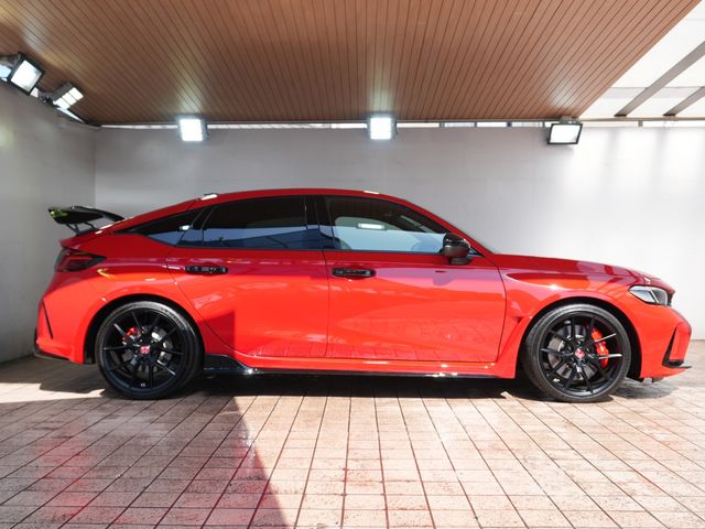 HONDA CIVIC HATCHBACK 2025 Image 31