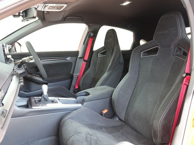 HONDA CIVIC HATCHBACK 2025 Image 31