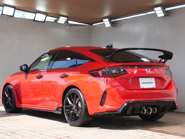 HONDA CIVIC HATCHBACK 2025 Image 31