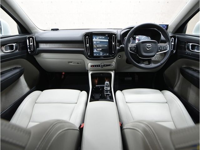 VOLVO XC40 2020 Image 31