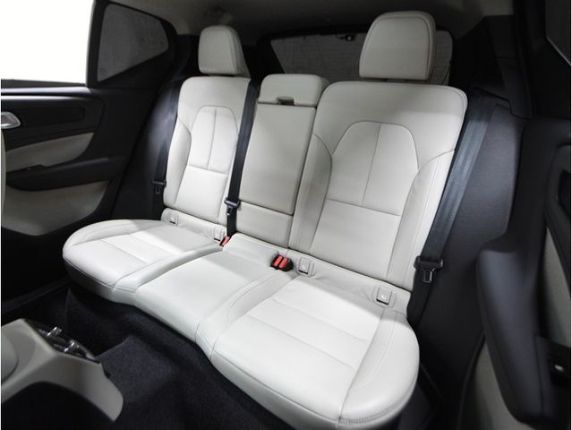 VOLVO XC40 2020 Image 31