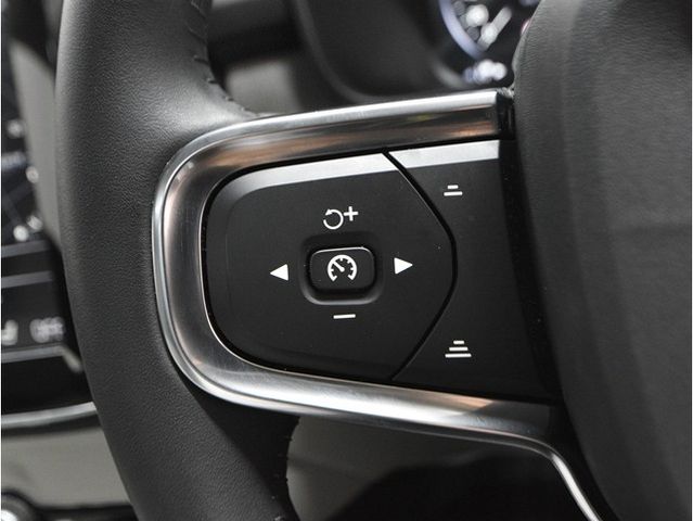 VOLVO XC40 2020 Image 31