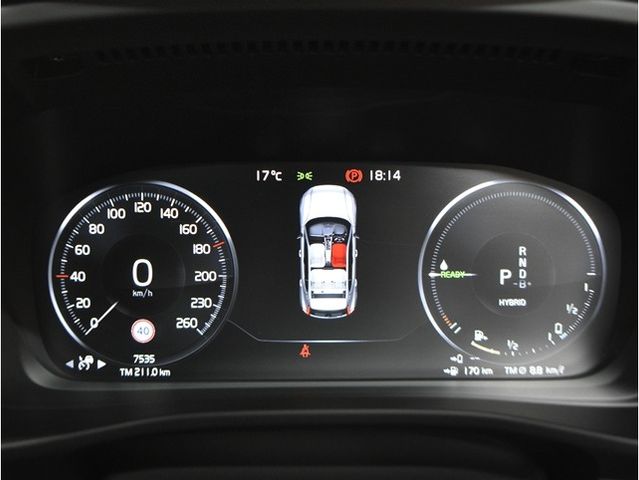 VOLVO XC40 2020 Image 31