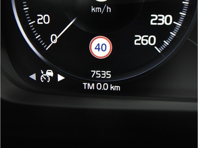 VOLVO XC40 2020 Image 31