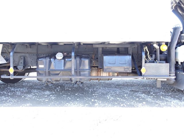 ISUZU ELF 2016 Image 31