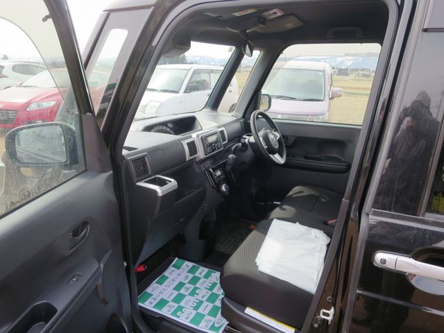 TOYOTA PIXIS MEGA 4WD 2019 Image 31