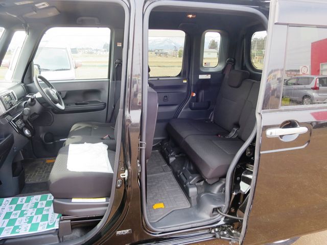 TOYOTA PIXIS MEGA 4WD 2019 Image 31