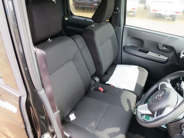 TOYOTA PIXIS MEGA 4WD 2019 Image 31