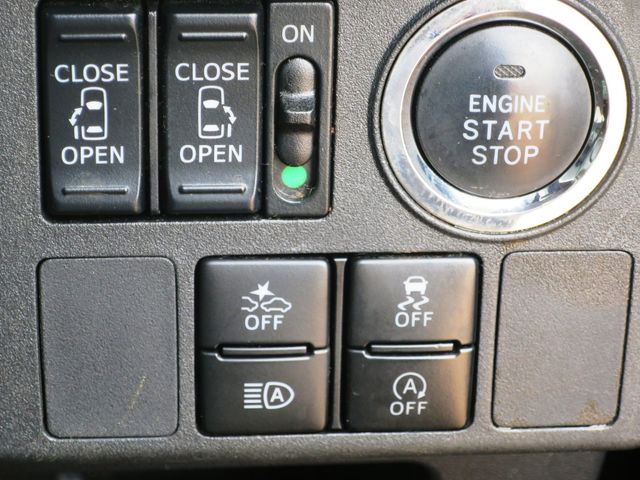 TOYOTA PIXIS MEGA 4WD 2019 Image 31