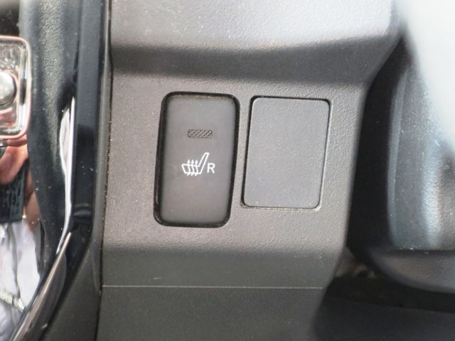 TOYOTA PIXIS MEGA 4WD 2019 Image 31