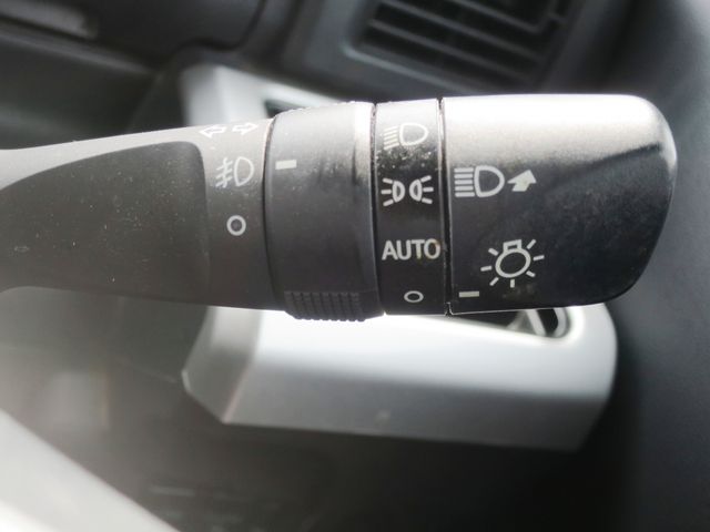 TOYOTA PIXIS MEGA 4WD 2019 Image 31