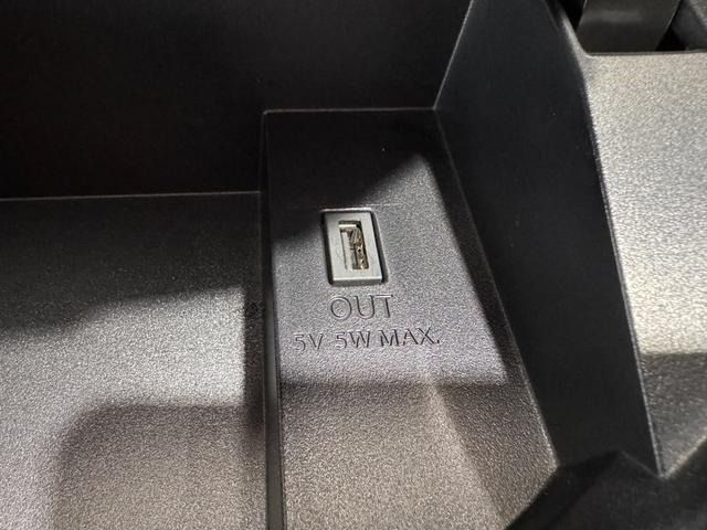 NISSAN SERENA  S-HYBRID 2017 Image 31