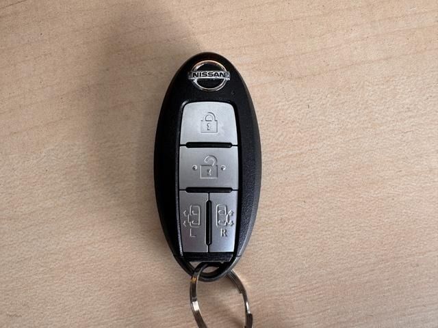 NISSAN SERENA  S-HYBRID 2017 Image 31