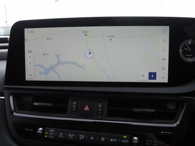 TOYOTA LEXUS ES300H 2023 Image 31