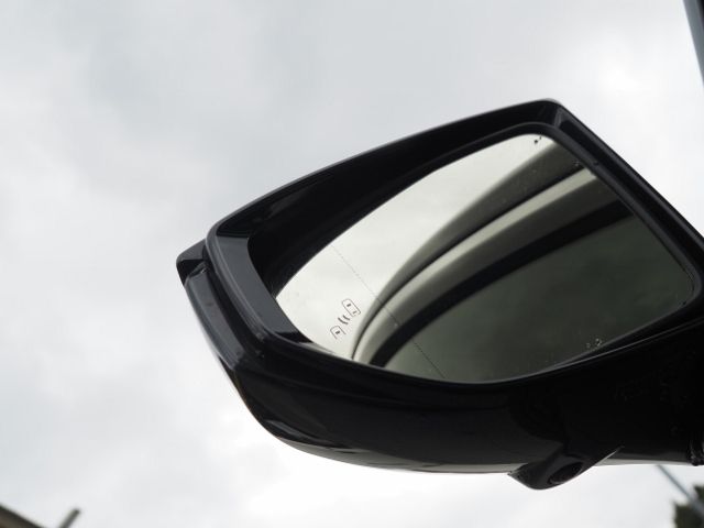 TOYOTA LEXUS ES300H 2023 Image 31