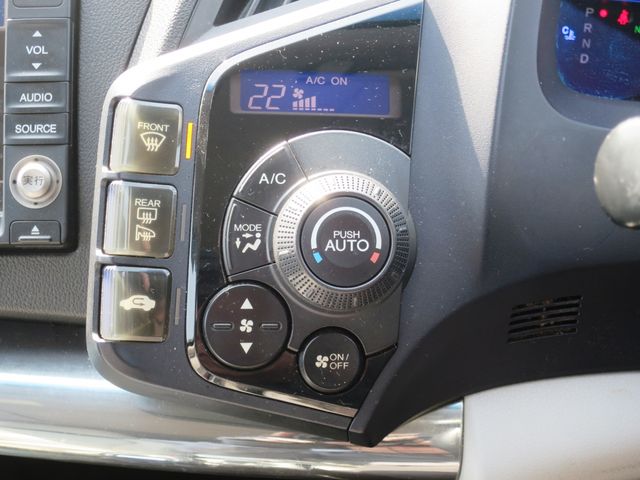 HONDA CR-Z 2010 Image 31